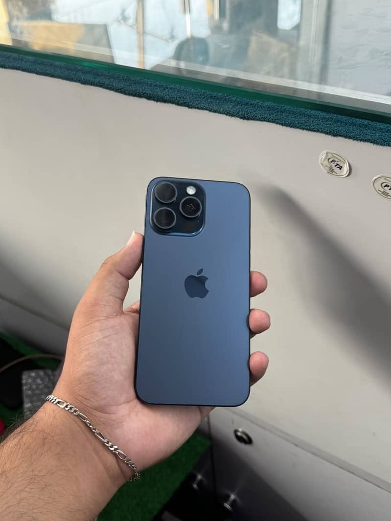 Iphone 15 pro max 0