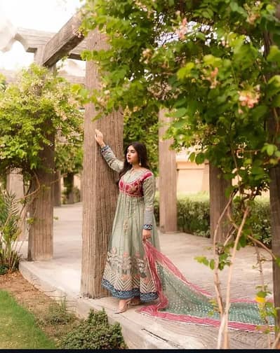 brand: maalhaar traditional wear maxi includes trouser and duppata