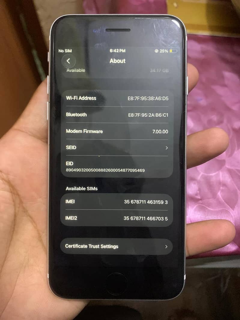 Apple iPhone SE 3
