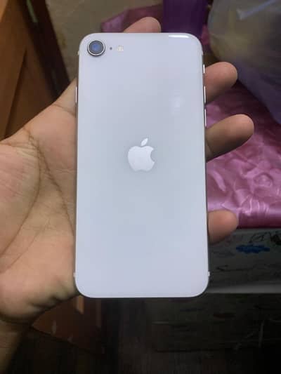 Apple iPhone SE