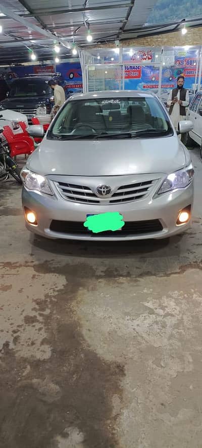 Toyota Corolla GLI 2010     03323236850 centaurs ki parkig me aval
