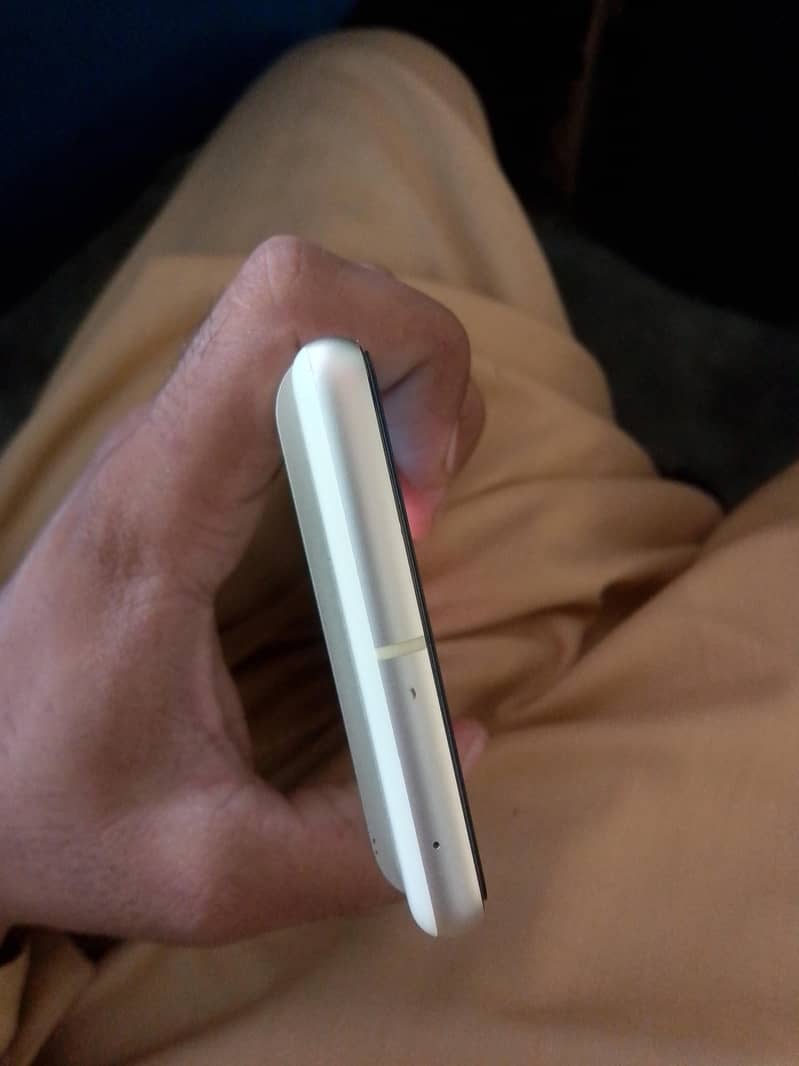Google Pixel 7 6