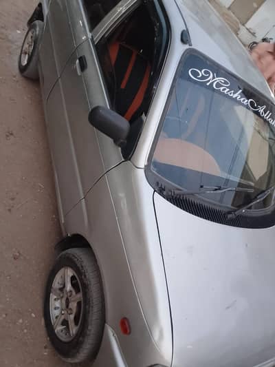 Daihatsu Cuore 2003
