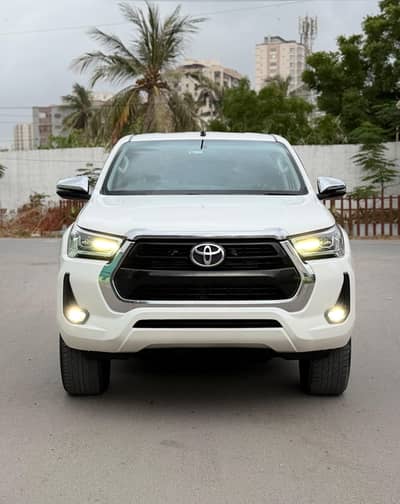 Toyota Hilux Revo-v 2022 Model D4D 4x4 Scratchless B2B Genuine