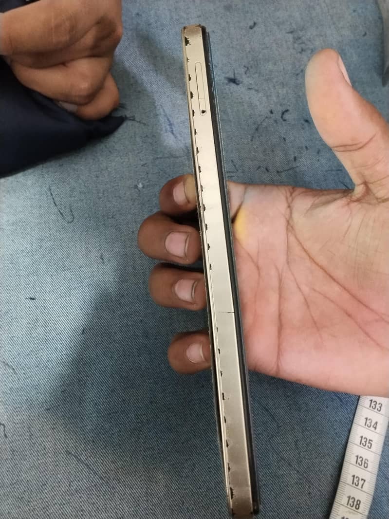 Tecno Spark 20C 3