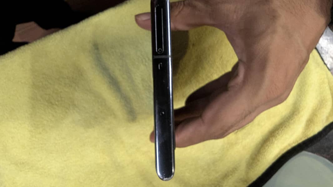 Samsung Mobile Note 10 Plus 6