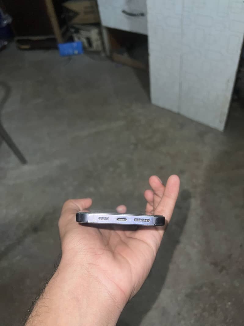 Apple iPhone 14 Pro Max 2