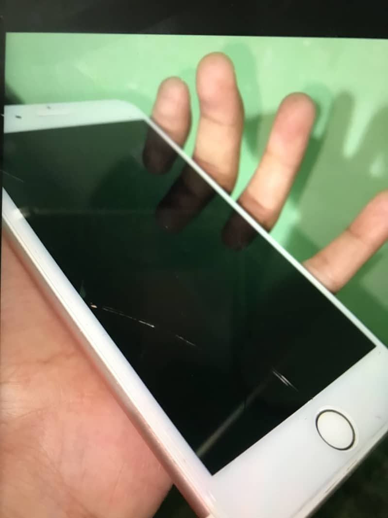 Apple iPhone 7 Plus 2