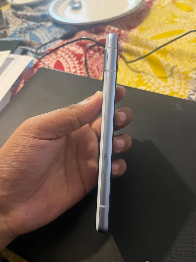 Google Pixel 7a 3