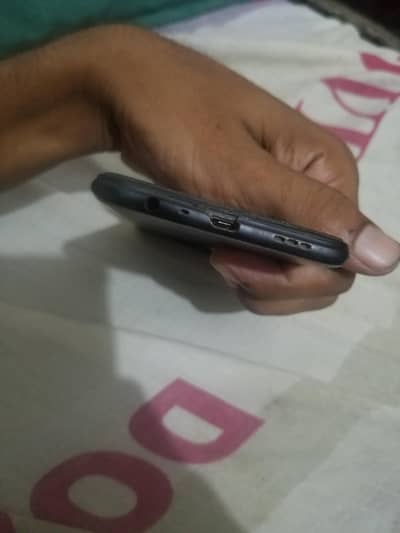 OPPO A16e