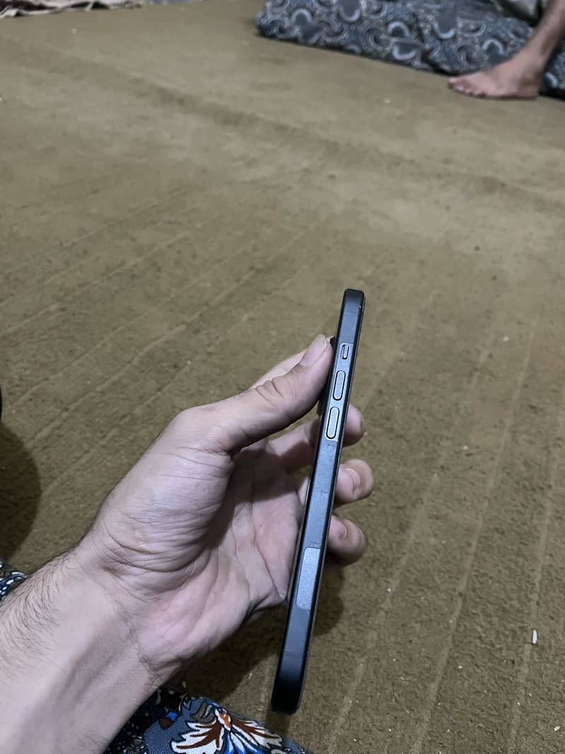Apple iPhone 15 1