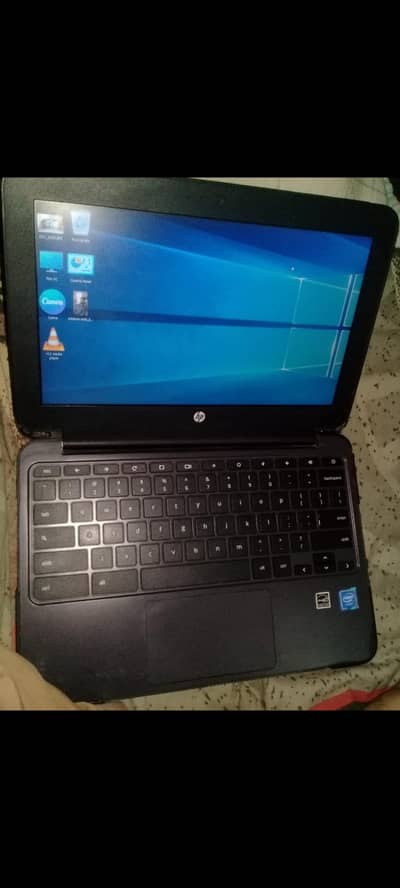 Chromebook HP 12 inch 4GB Ram 16 GB SSD