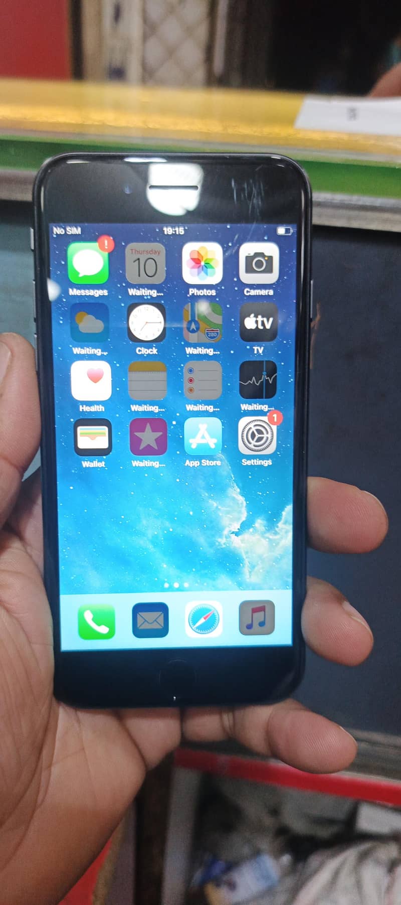 Apple iPhone 8 0