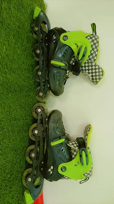 Quad roller skates (roller skates)