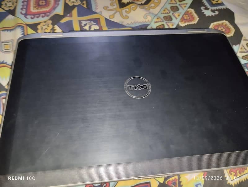 Dell latitude E6530 0