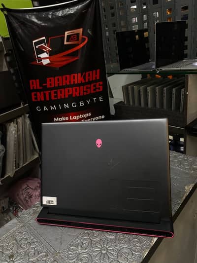 Dell Alienware M18 Gaming Laptop - RTX 4080 | I9 14TH GEN