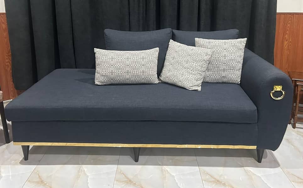 selling Sofa Set 2