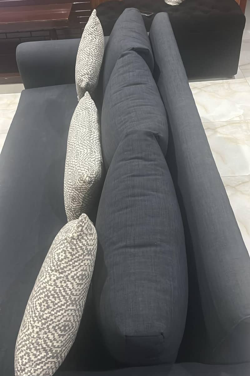 selling Sofa Set 5