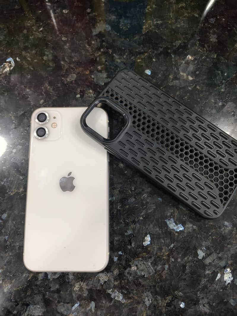 Apple iPhone 11 5