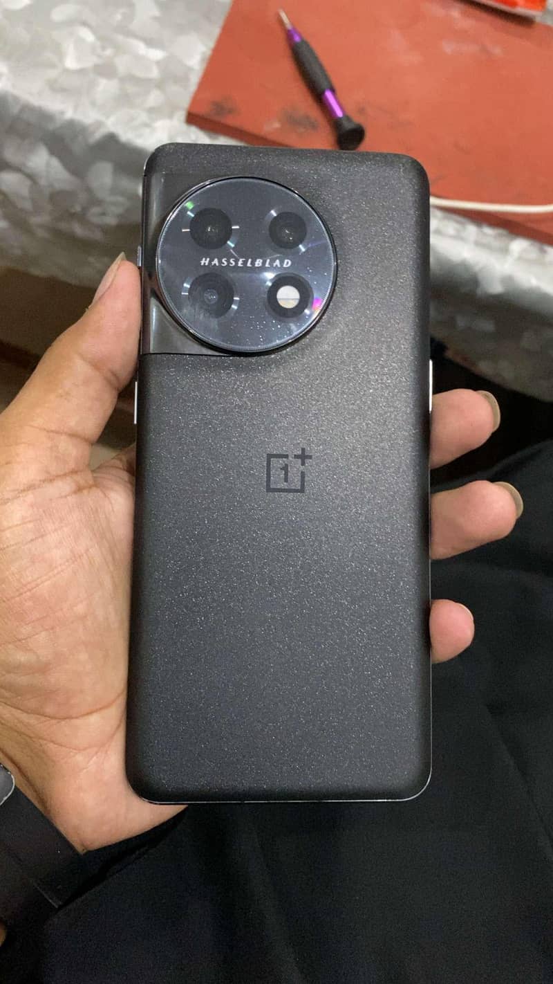 One Plus 11 0