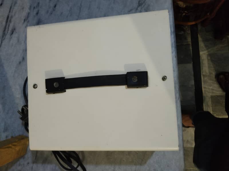 stabilizer 2000w 1