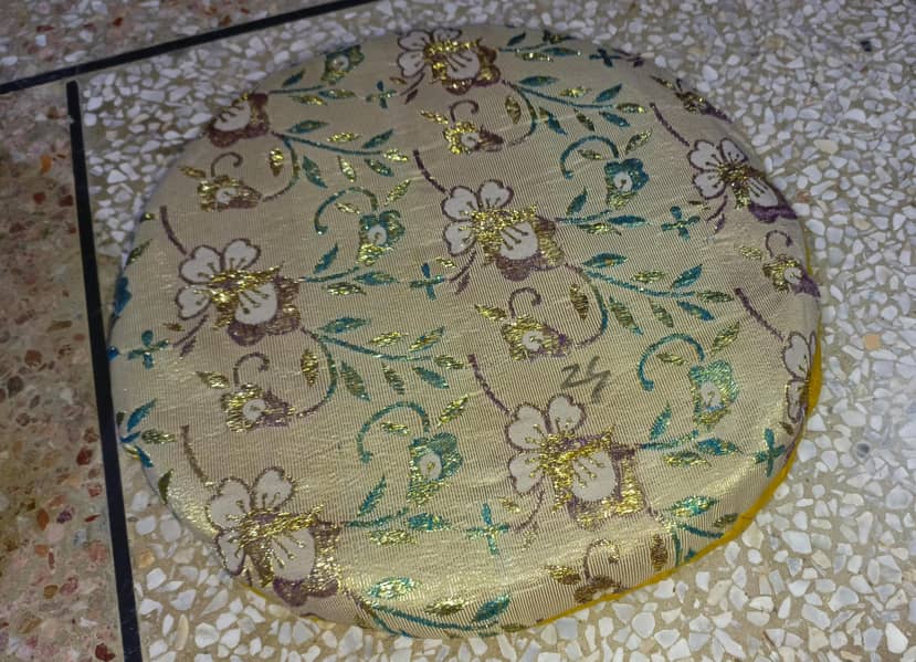cushions 0