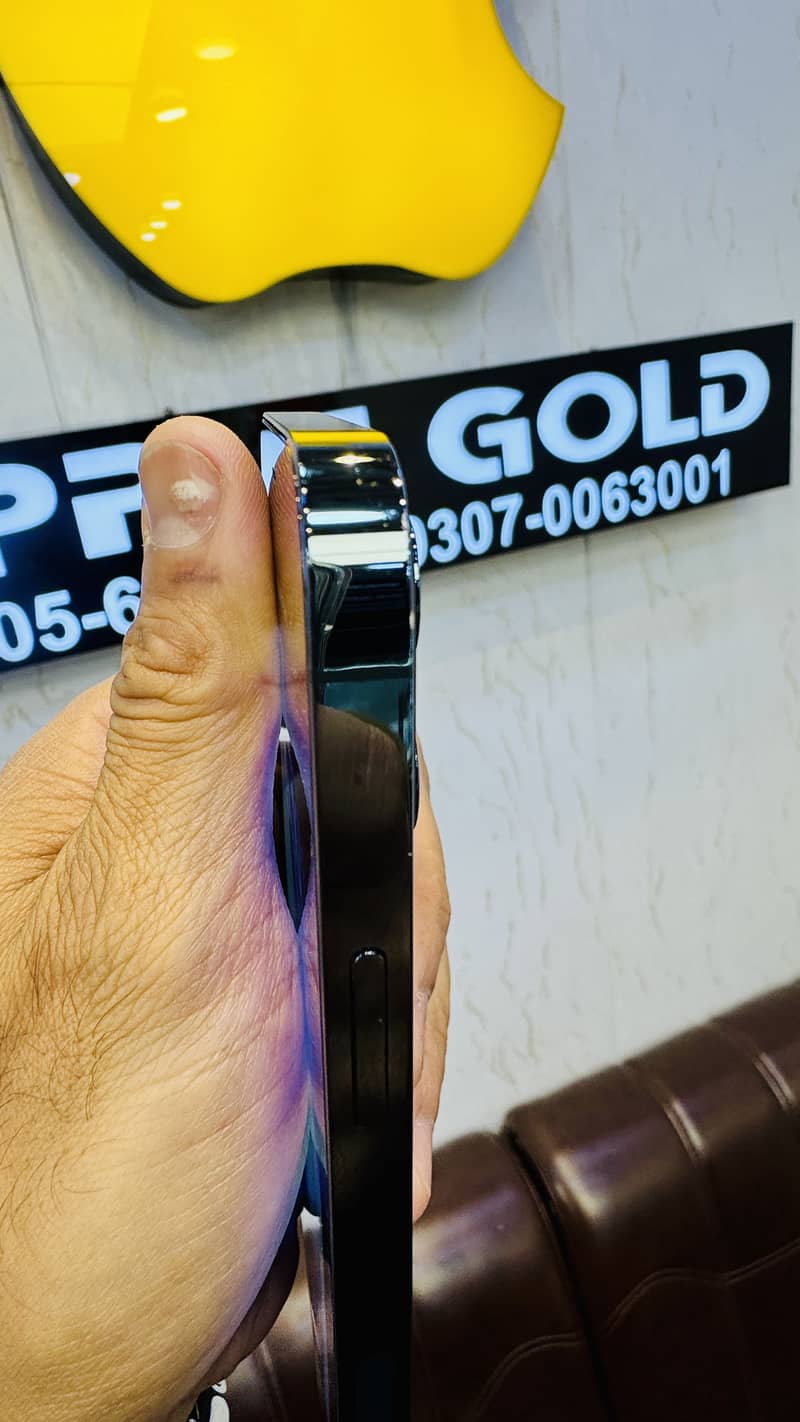 Apple iPhone 12 Pro 5
