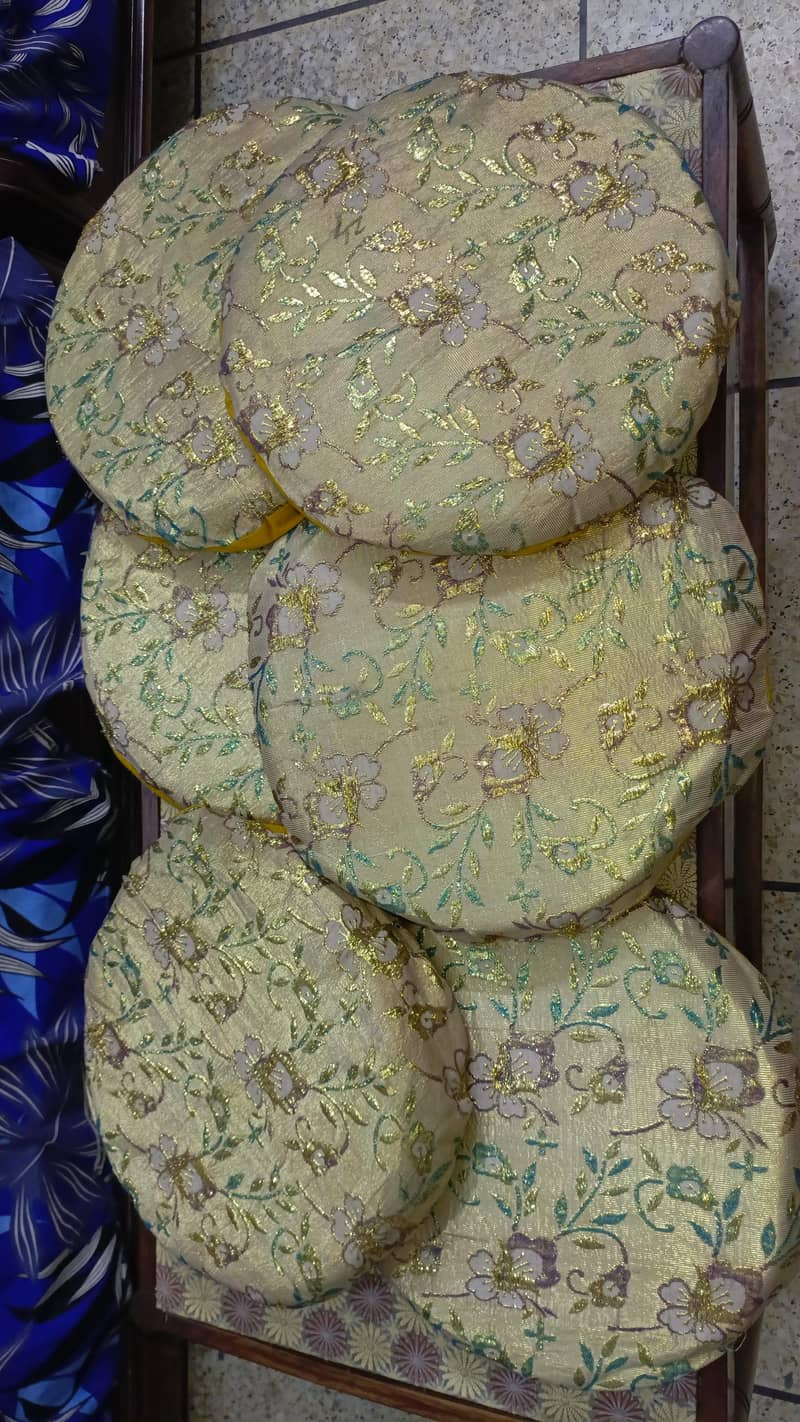 cushions 4