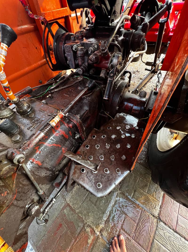 tractor 5