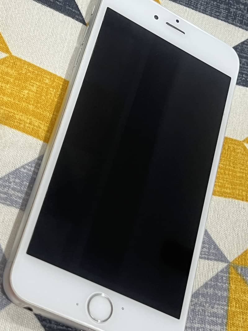 Apple iPhone 6 Plus 1
