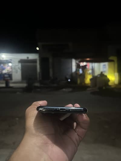 Apple iPhone SE