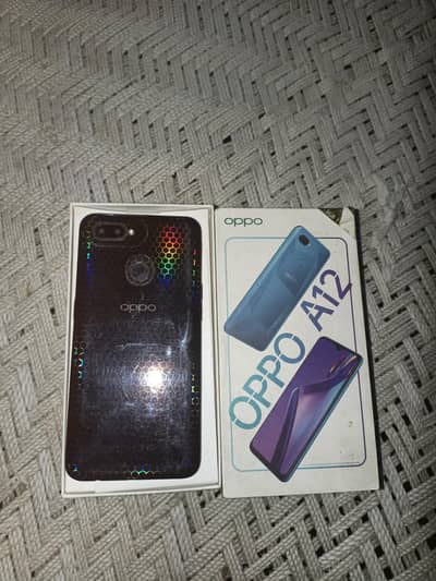 OPPO A12