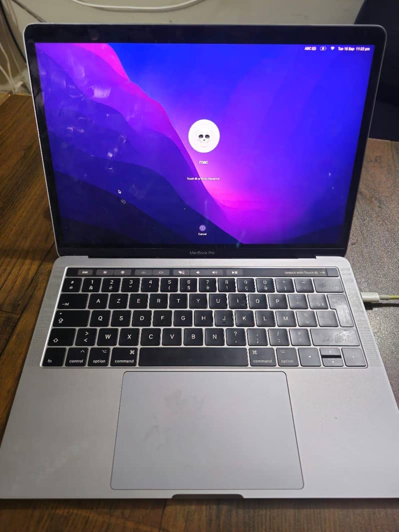 macbook pro 2017 2