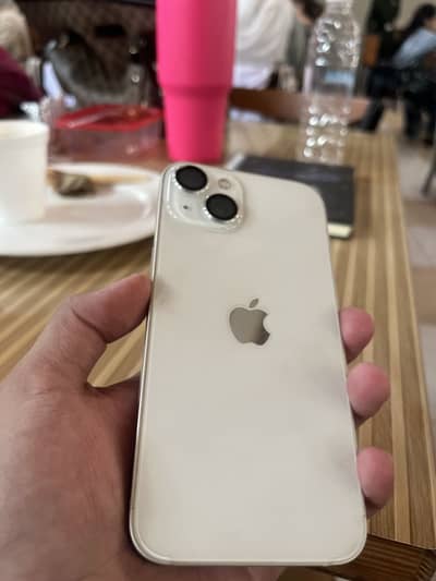 Apple iPhone 13