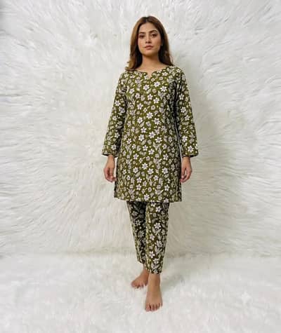 2 Pcs Women's Unstitched Printed Suit
