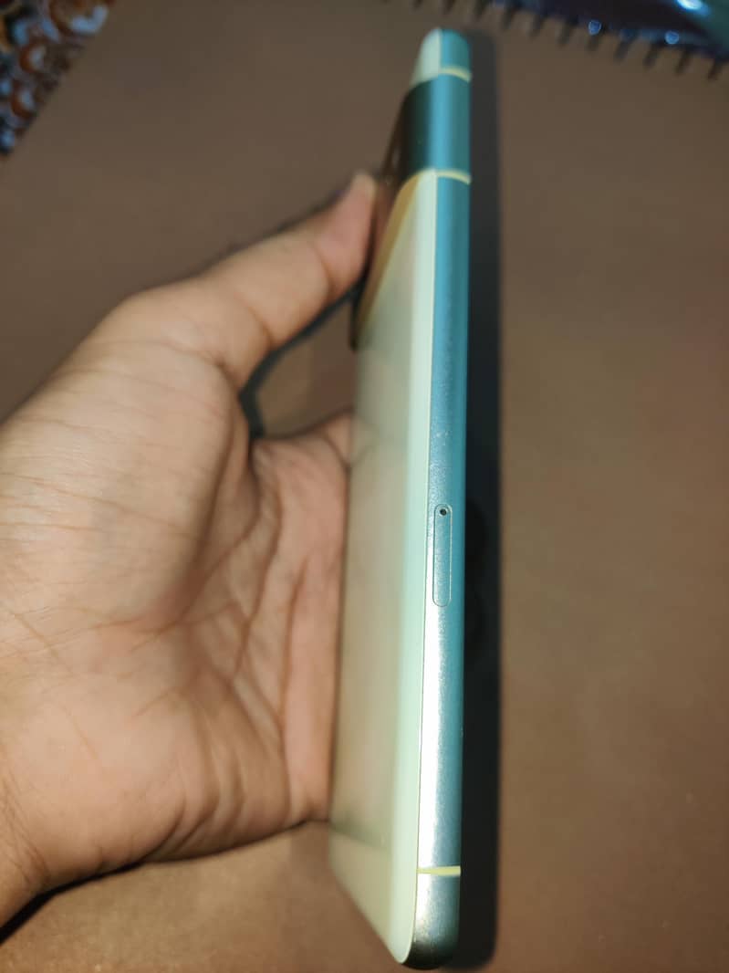 Google Pixel 7 5