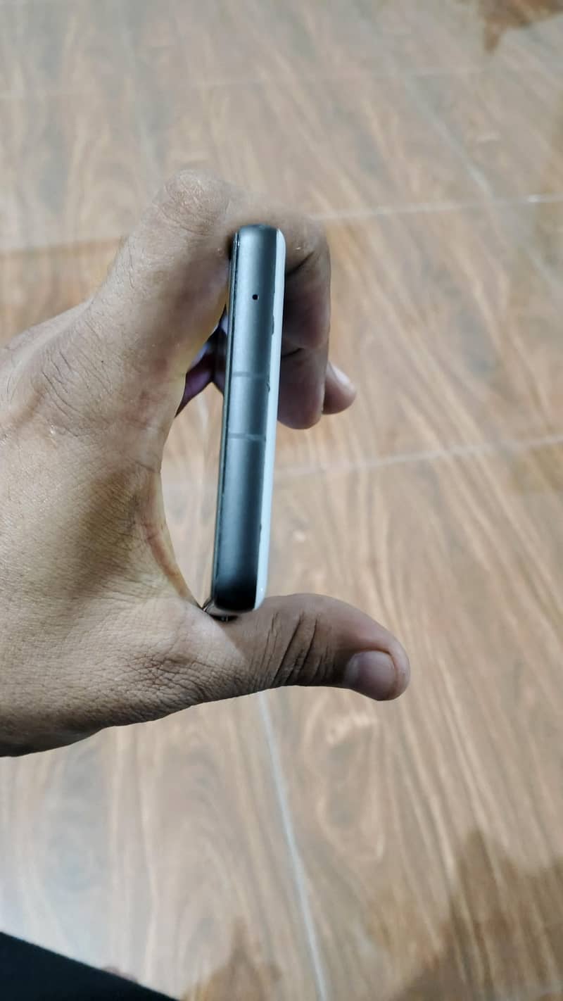 Google Pixel 7a 0