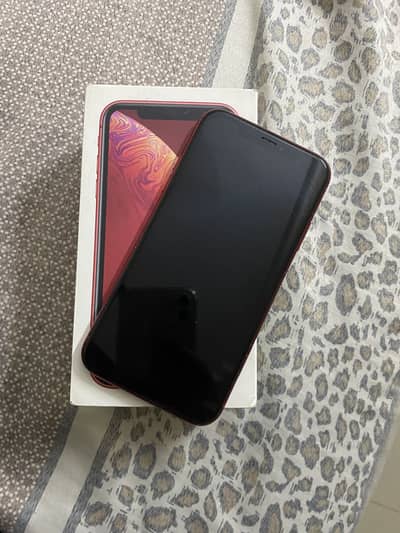 Apple iPhone XR 64gb with box pta approved