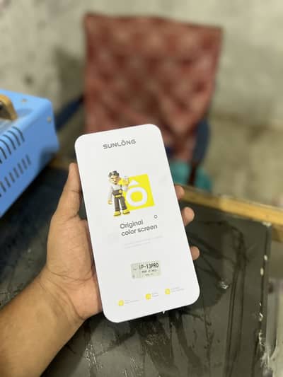 I phone 13pro panel