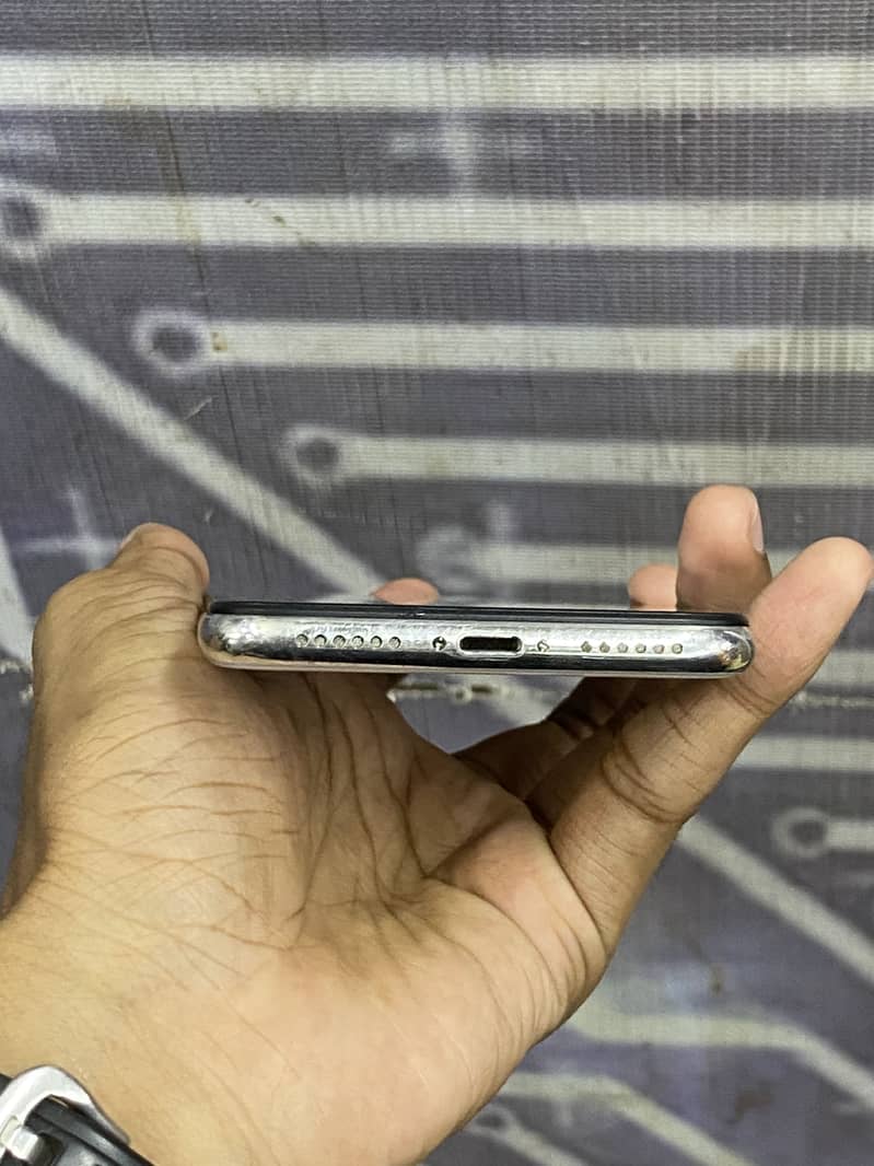Apple iPhone X 64Gb 3