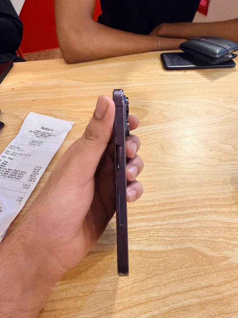 Apple iPhone 14 Pro 6