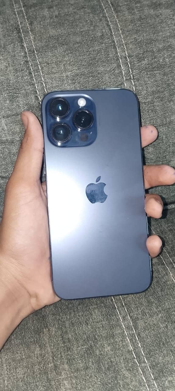Apple iPhone 14 Pro Max 0