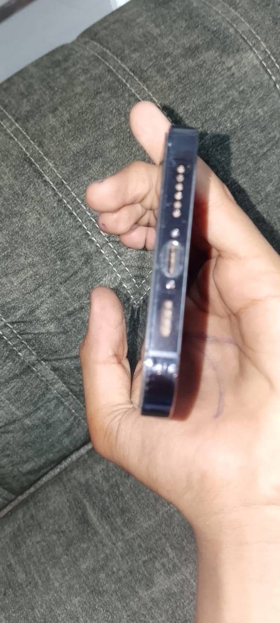 Apple iPhone 14 Pro Max 4