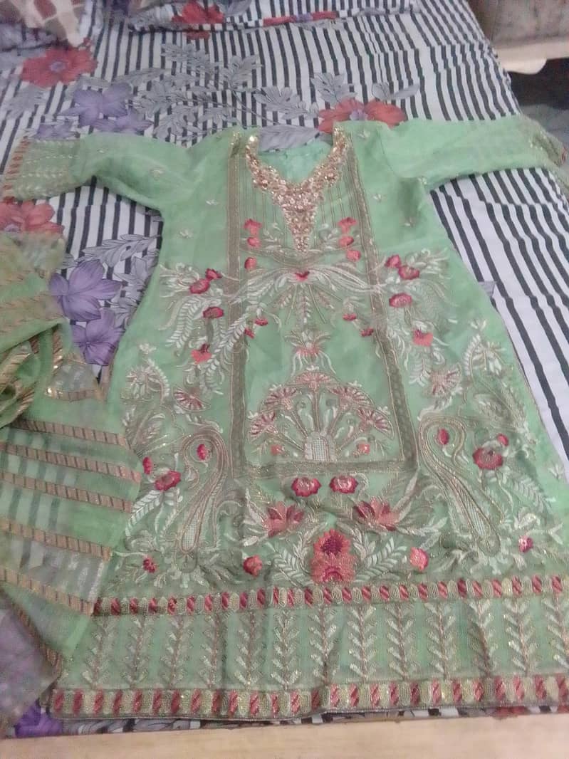 cloth 0