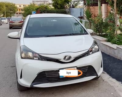 Toyota Vitz 2015