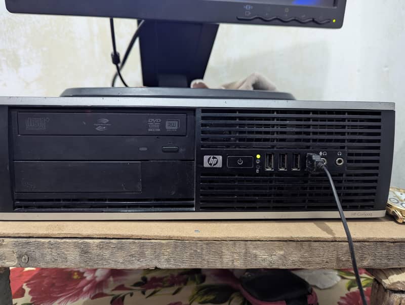 Core 2 duo CPU (HP). 2