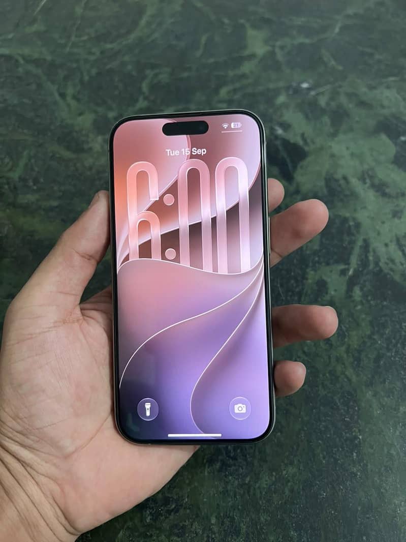 Apple iPhone 15 Pro 1