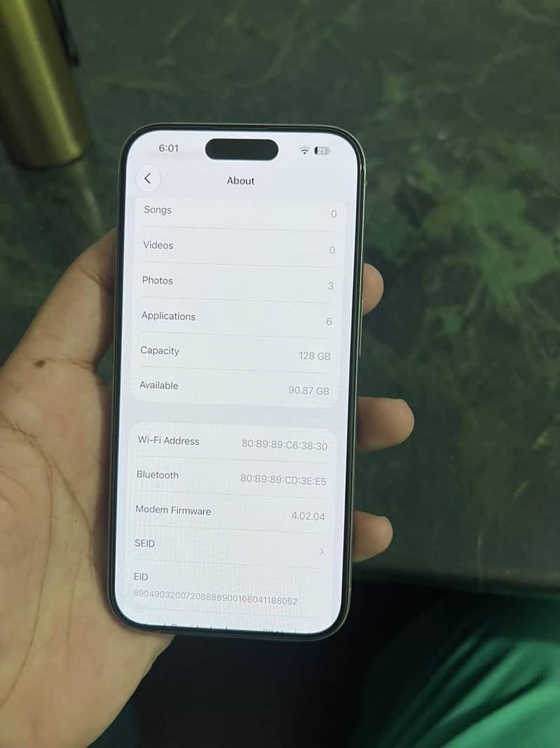 Apple iPhone 15 Pro 8