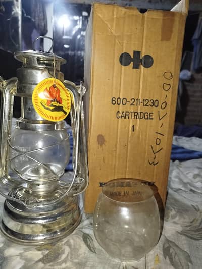Vintage Original Nier Feuerhand Hurricane Lantern – Made in Japan