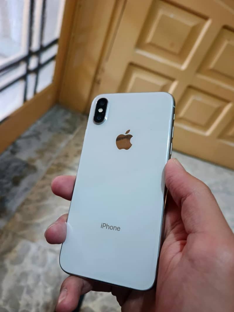 Apple iPhone X 1
